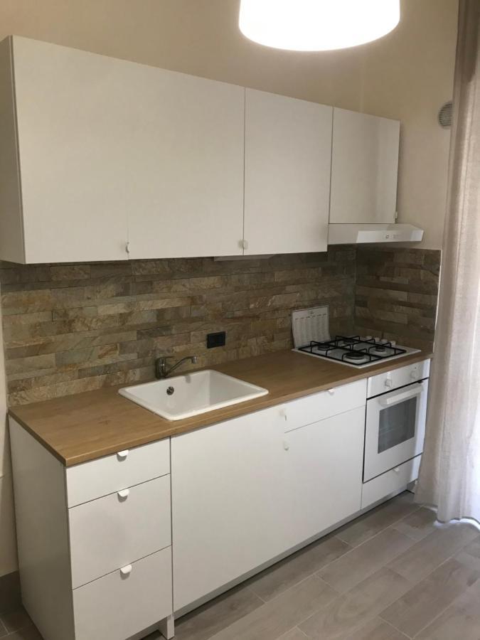 B&B Parco 2 Giugno Bari Kültér fotó